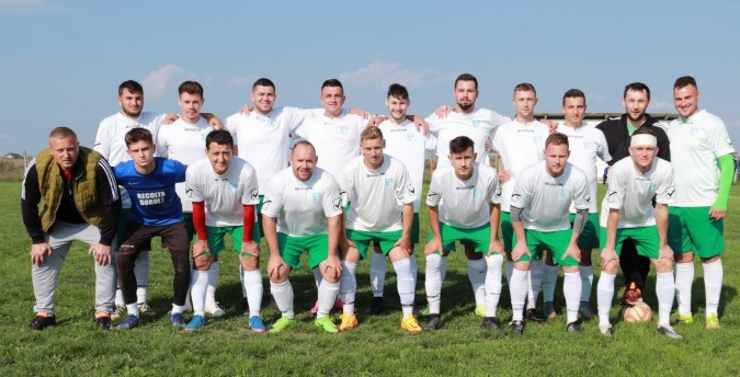 A szamosdarai csapat egy októberi mérkőzés előtt