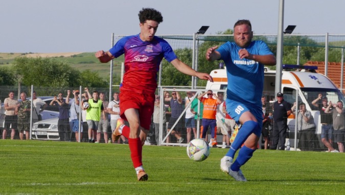 Tudja valaki tartani a lépést a tasnádiakkal (piros mez)?