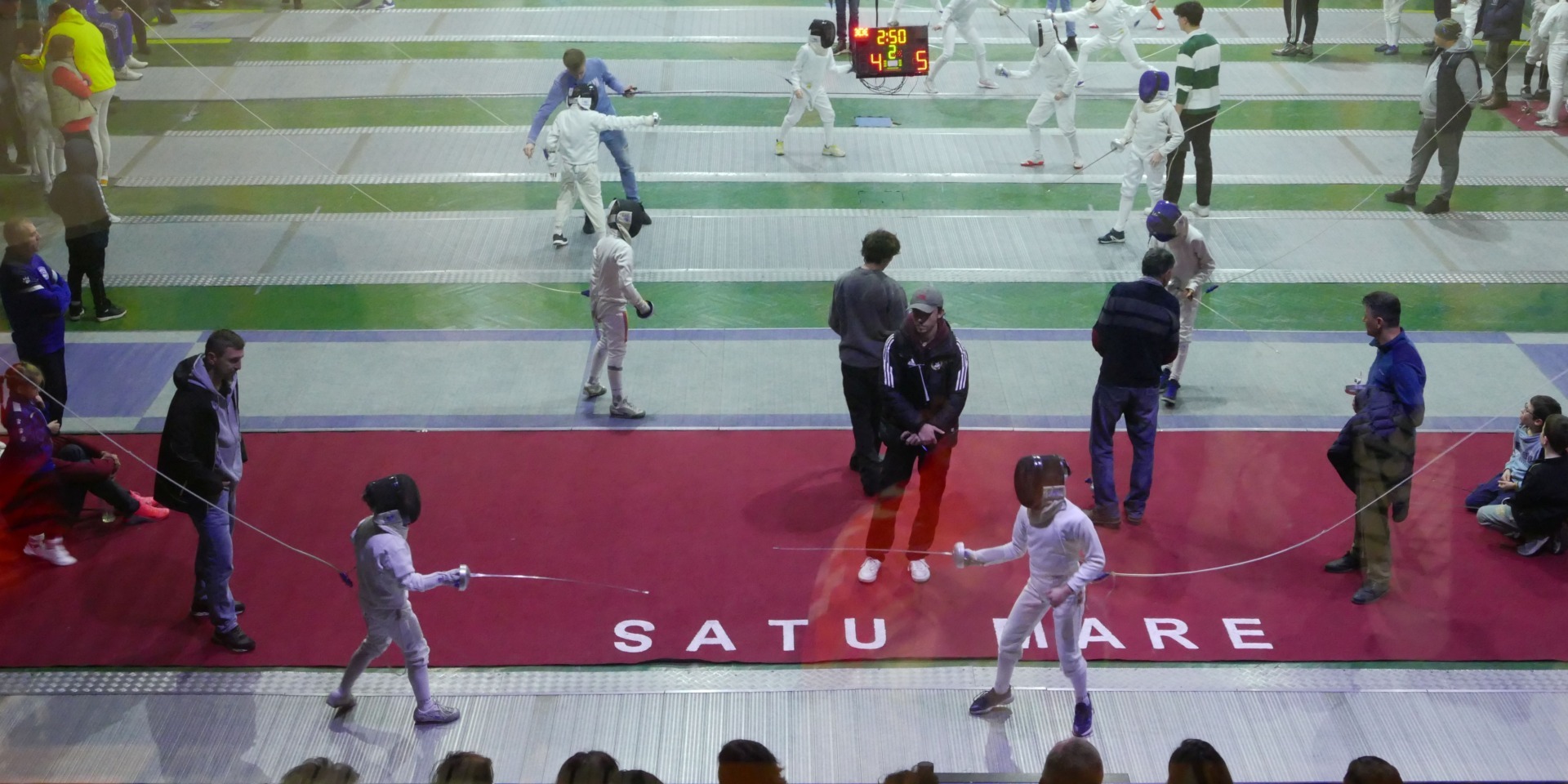 Pénteken kezdődik a verseny