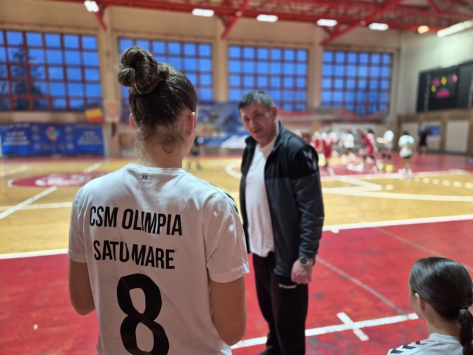 Ciprian Mărieș tanítványai jól tartották magukat az első félidőben Ciprian Mărieș tanítványai jól tartották magukat az első félidőben