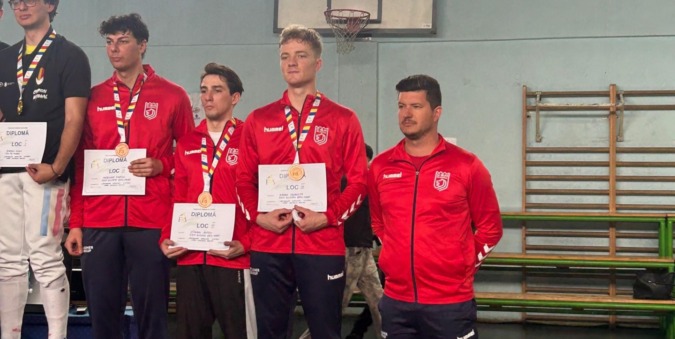 Mézinger Márton, Anton Câmpan, Szabó Szabolcs és Adrian Szilagyi edző