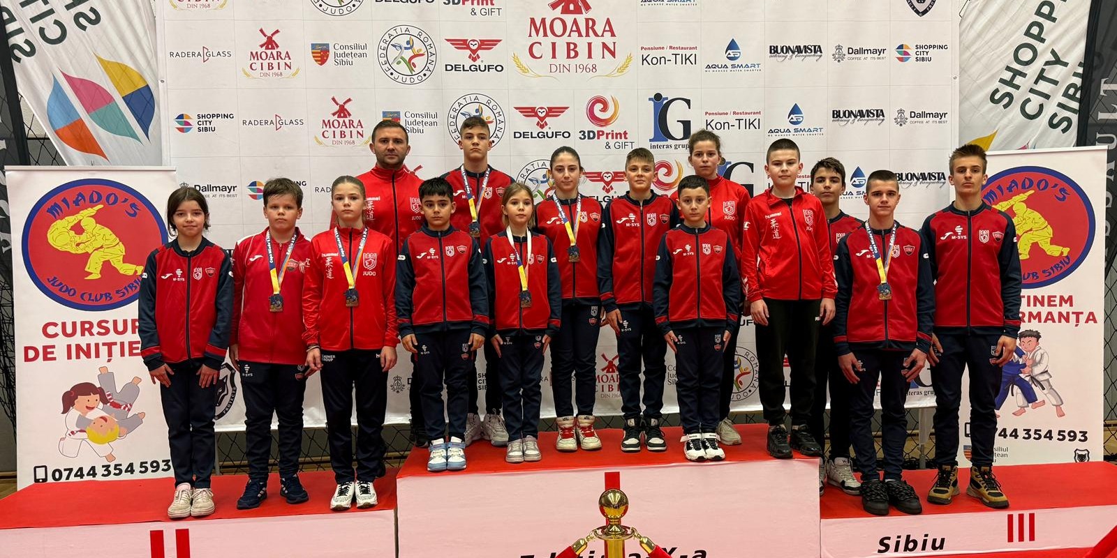 Érmekkel tértek haza Nagyszebenből a szatmári cselgáncsozók