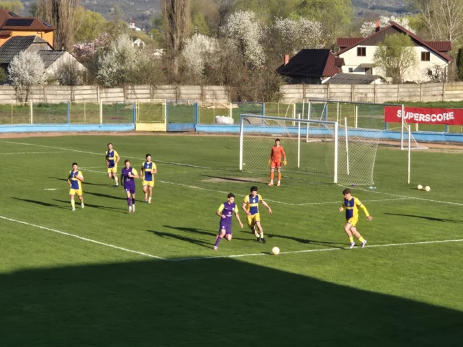 Máramarosszigeten játszott a SC Olimpia MCMXXI (sárga mez)