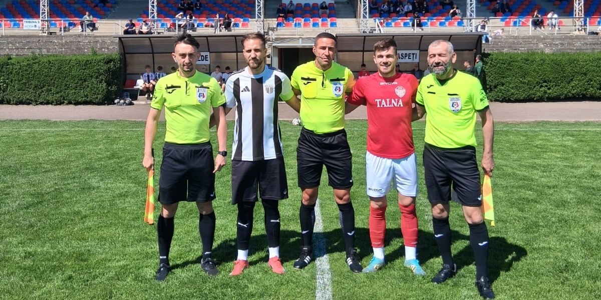 A Talna (piros mez) Nagykárolyban ikszelt