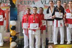 Iris Pop és a szatmári csapat a dobogó legfelső és második fokán