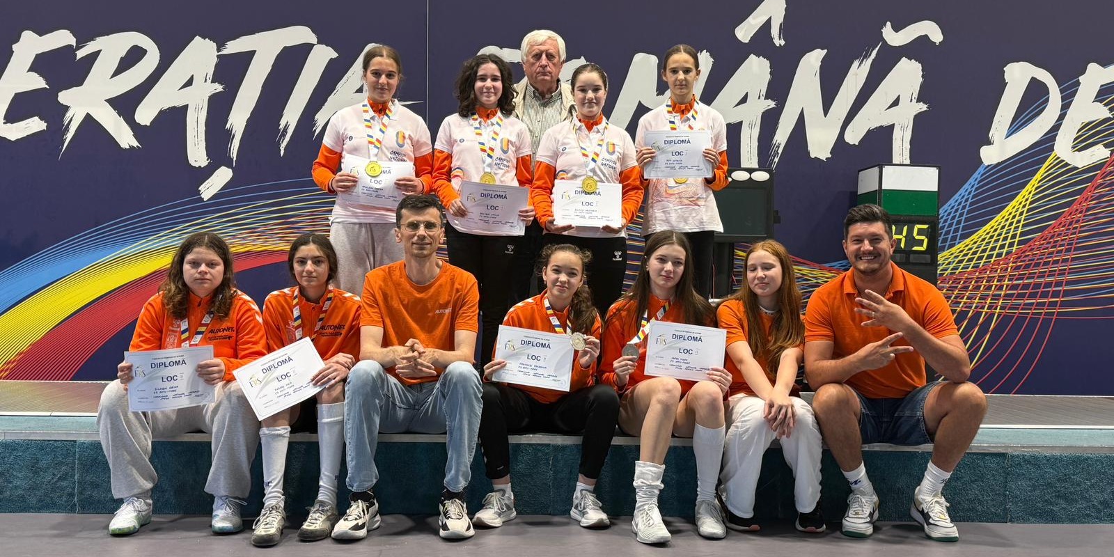 Arany- és ezüstérmet szereztek a szatmári csapatok Arany- és ezüstérmet szereztek a szatmári csapatok