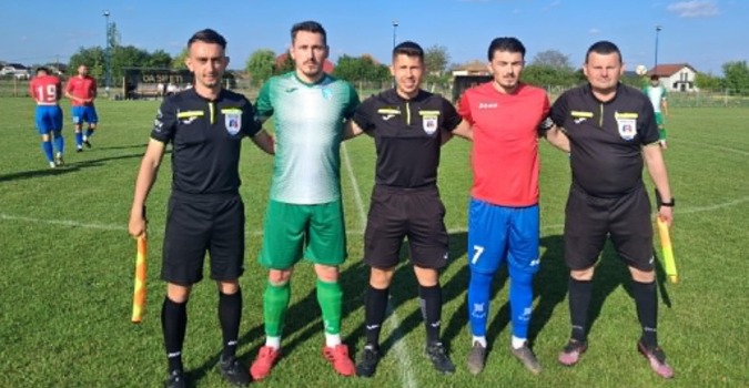 A pusztadaróciak (zöld-fehér mez) 3–0-ra nyertek Decebalon