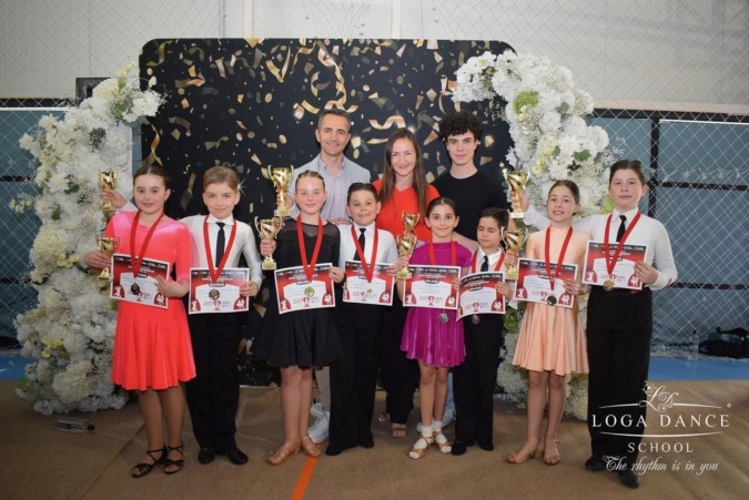 Giródtótfalun a Loga Dance School sporttáncosai